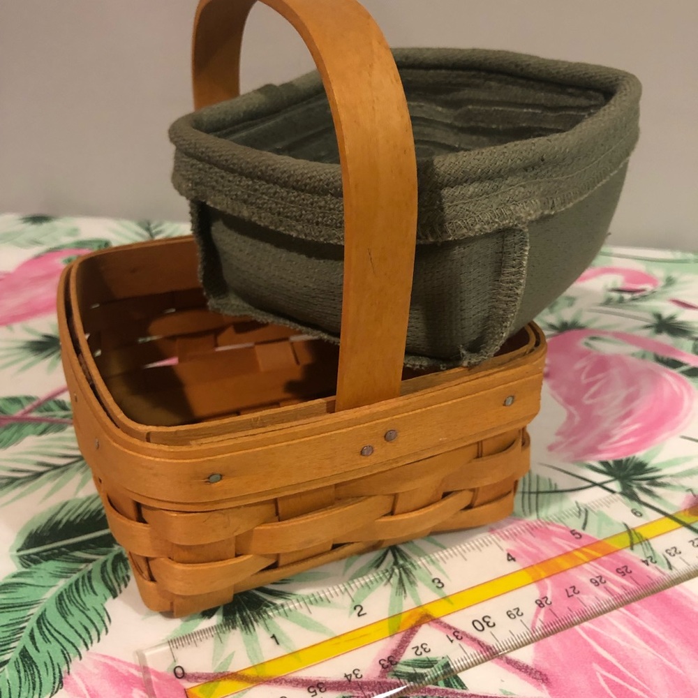 Longaberger tarragon basket w/ liner&protector